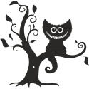 Улыбающийся кот на дереве